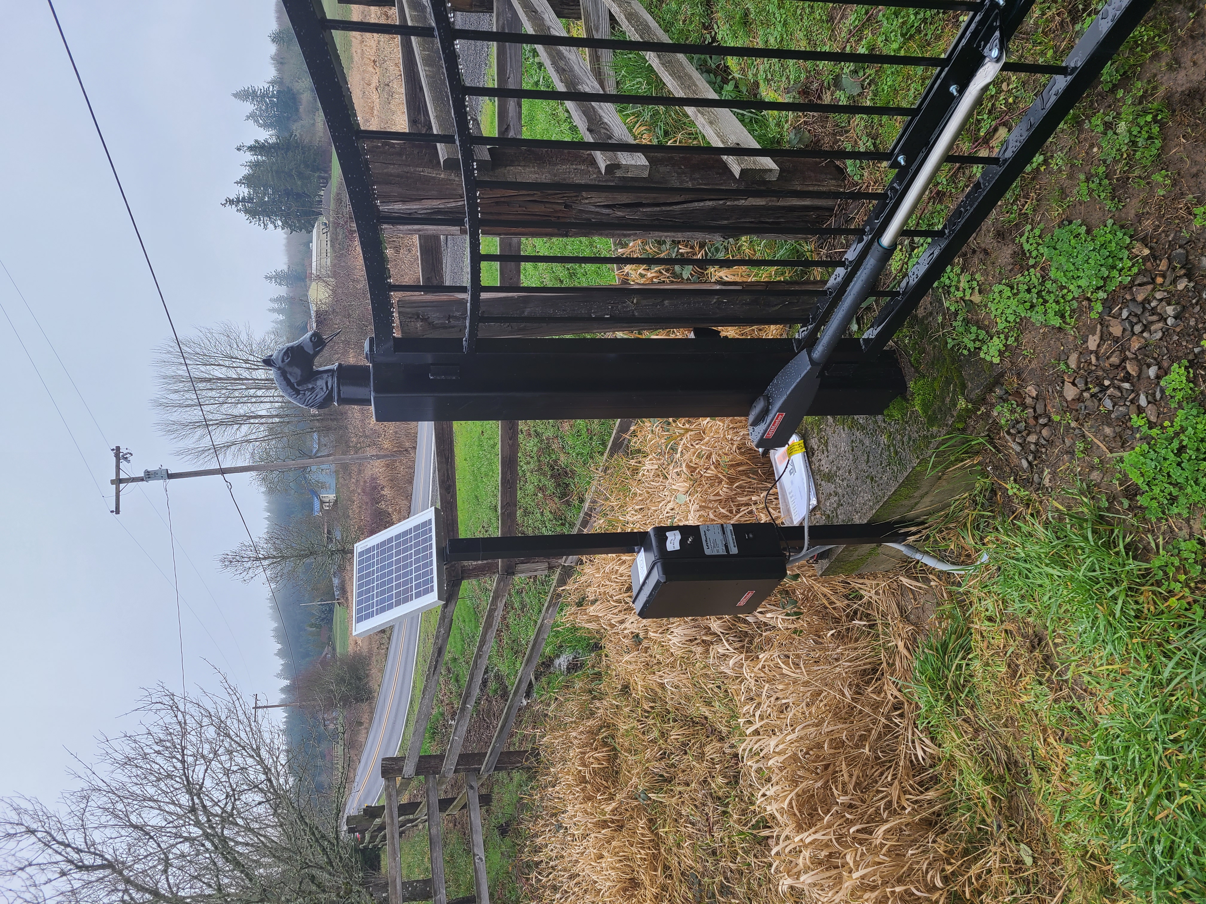 Secure Your Sanctuary: Mustang Fencing & Gates for 77057 Ranches - Image 3